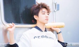 娱乐八卦最新爆料周雨彤,神秘男友身份引网友热议！